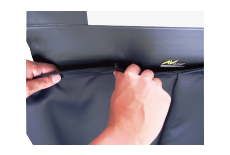 スナップボタン式で簡単取り付け