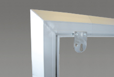 壁付けプレート(横フレームに取付)